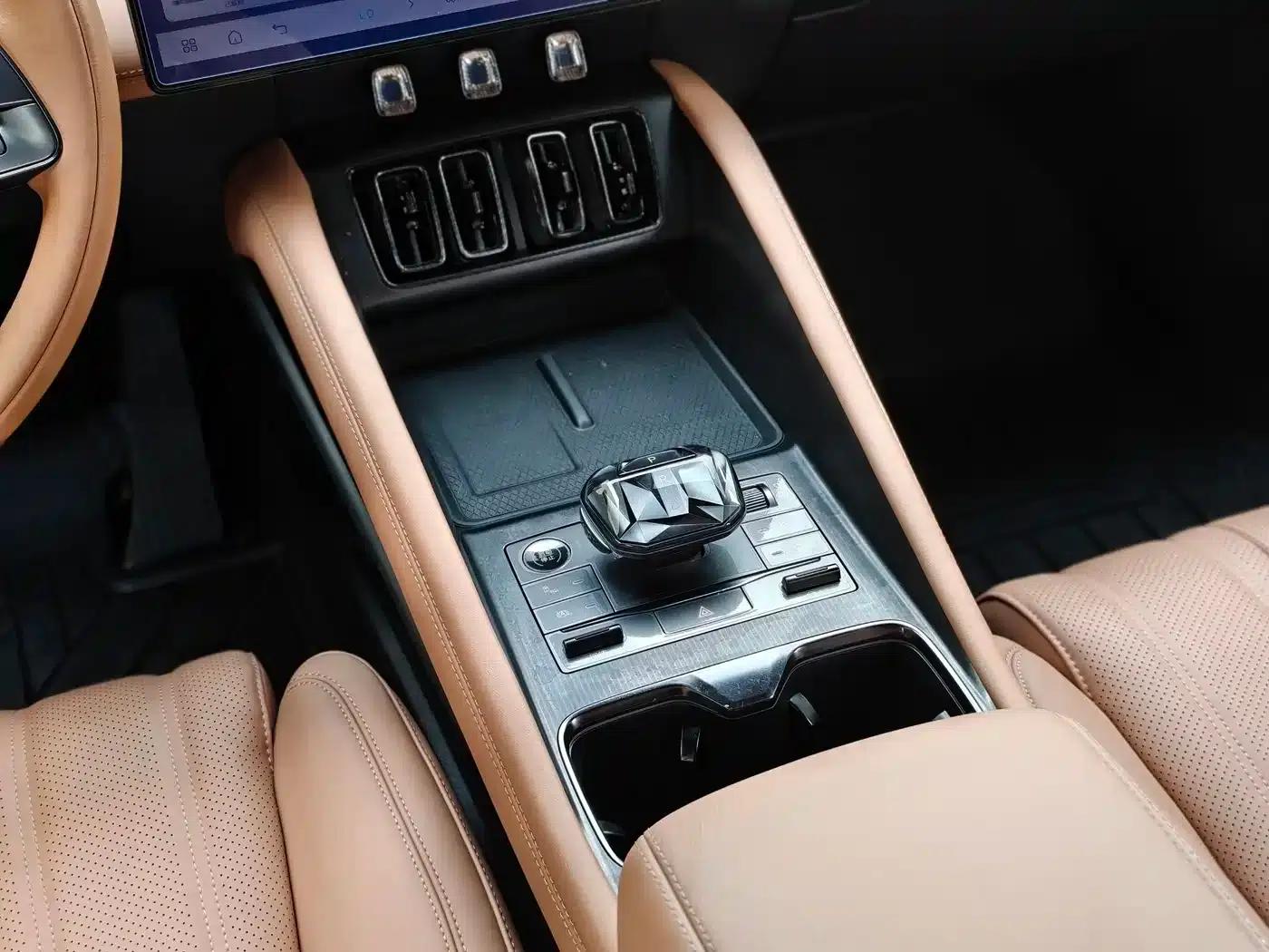 Song L EV 2024 550km Excellent Edition — миниатюра 13