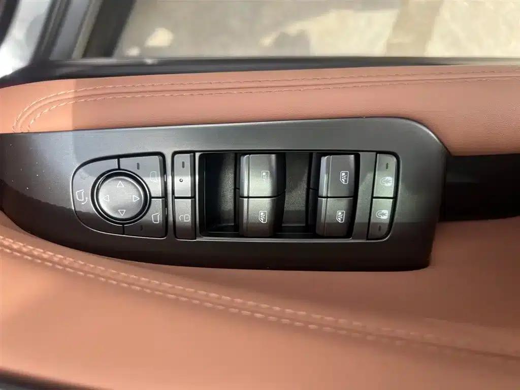 Song L EV 2025 Smart Driving Edition 662km/h LiDAR Excellent Model — миниатюра 10