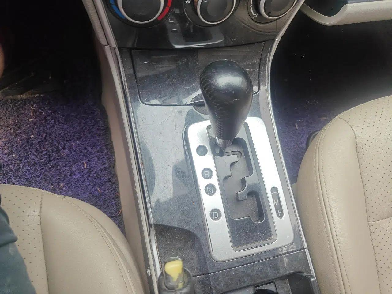 Mazda 6 2011 2.0L Automatic Fashion Edition — миниатюра 14