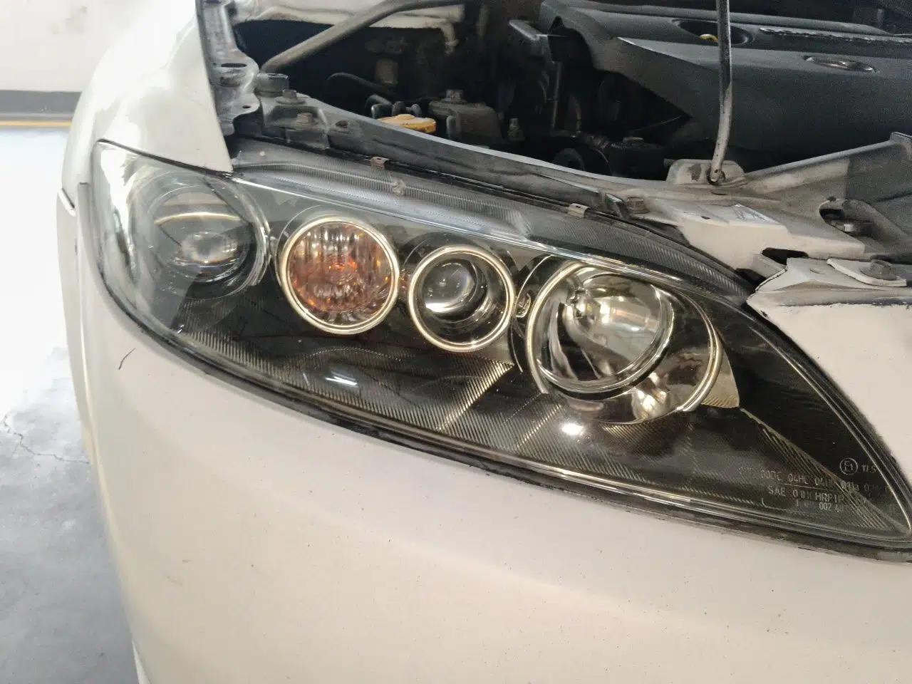 Mazda 6 2006 2.0L Automatic Ultra-Luxury Version — миниатюра 7