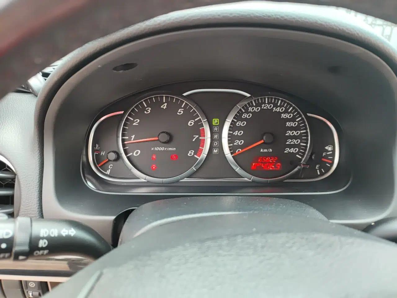 Mazda 6 2011 2.0L Automatic Fashion Edition — миниатюра 11