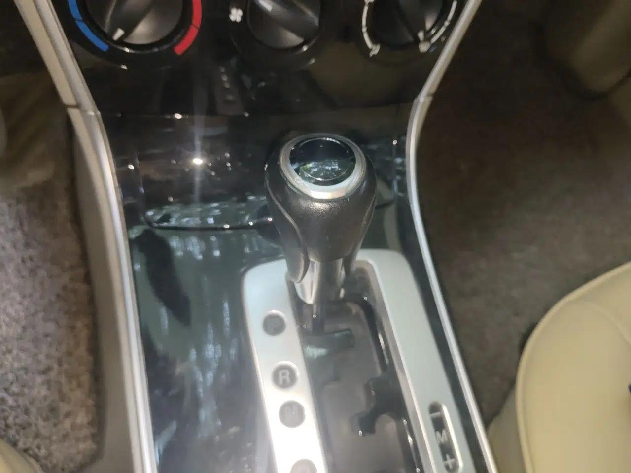 Mazda 6 2012 2.0L Automatic Fashion Edition — миниатюра 14