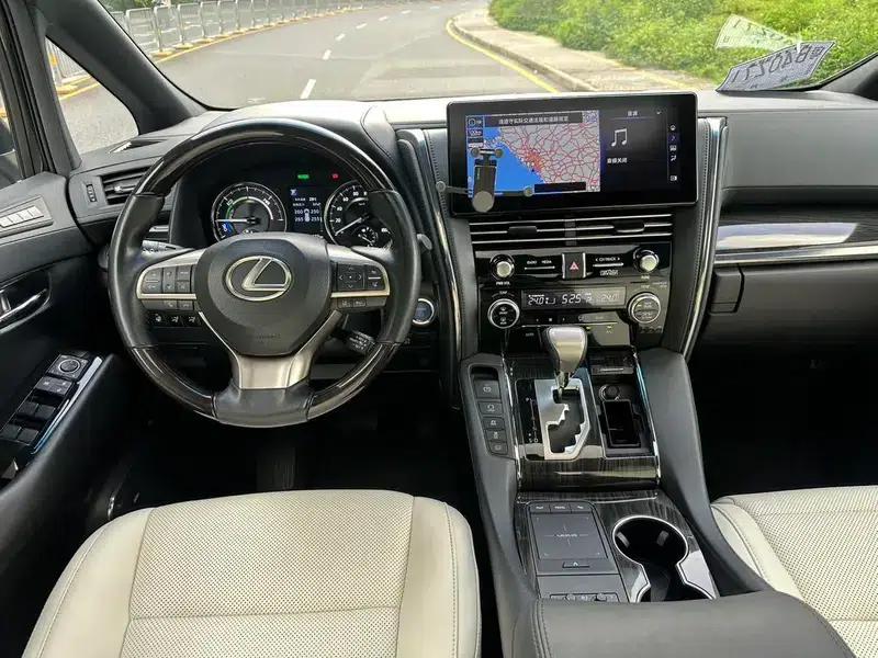 Lexus LM 2020 300h E-Four 7-Seat Elegant Edition — миниатюра 17