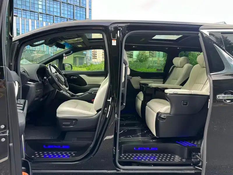 Lexus LM 2020 300h E-Four 7-Seat Elegant Edition — миниатюра 22