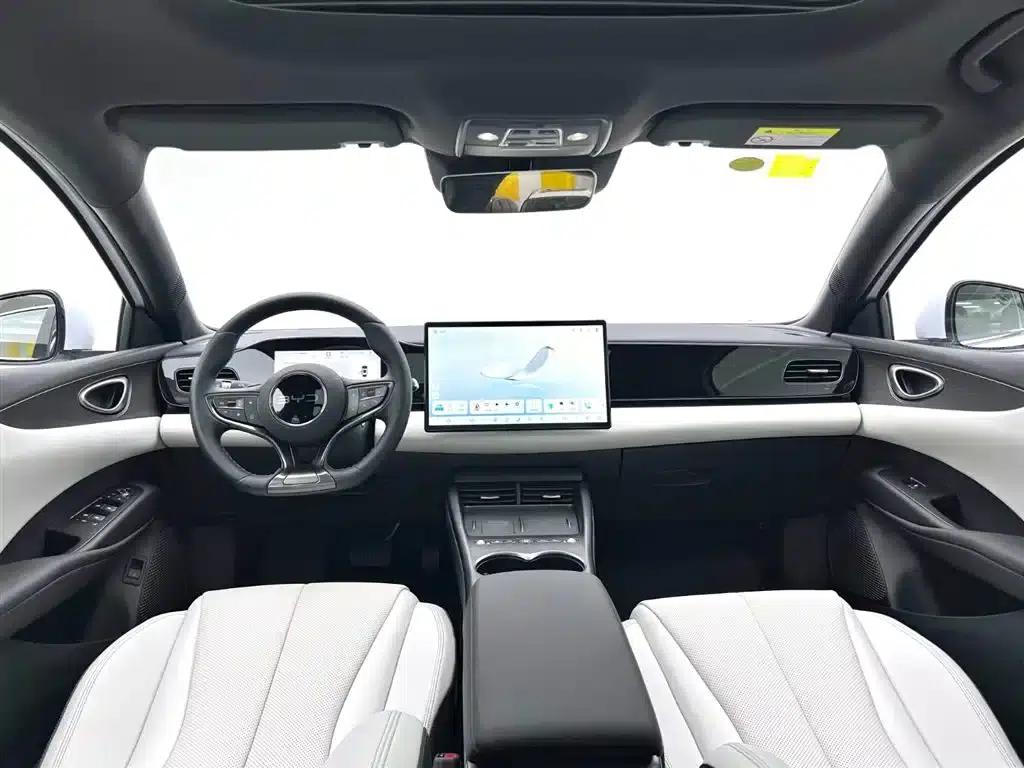 Seal 06 2025 EV 545KM Flagship Edition — миниатюра 9