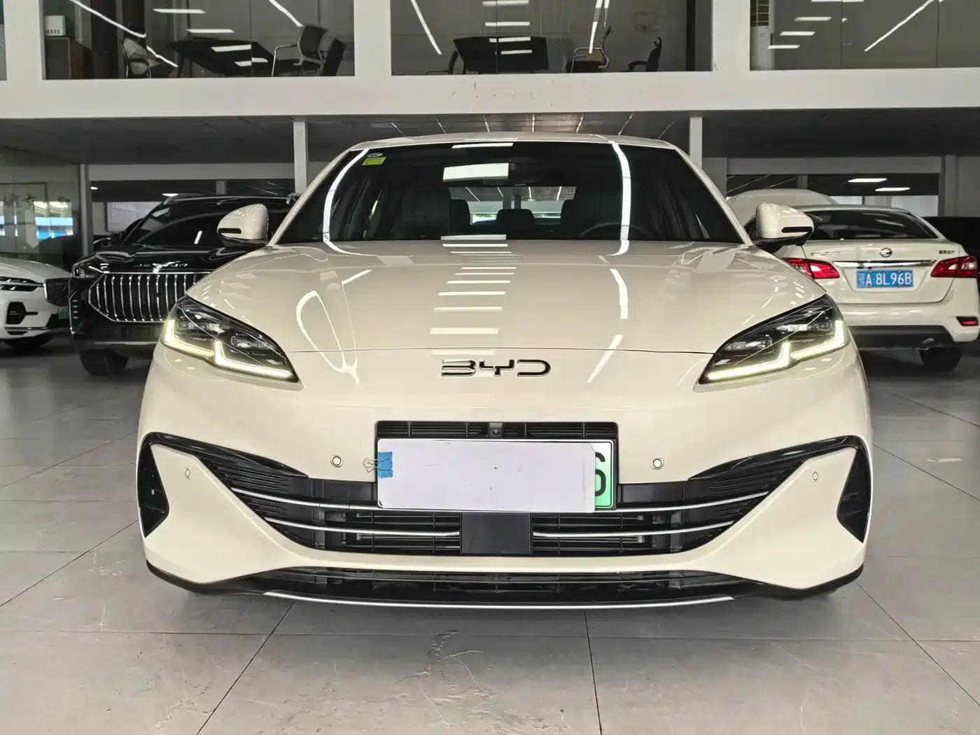 Seal 06 2025 DM-i Intelligent Driving Edition 120KM Premium Model — миниатюра 2