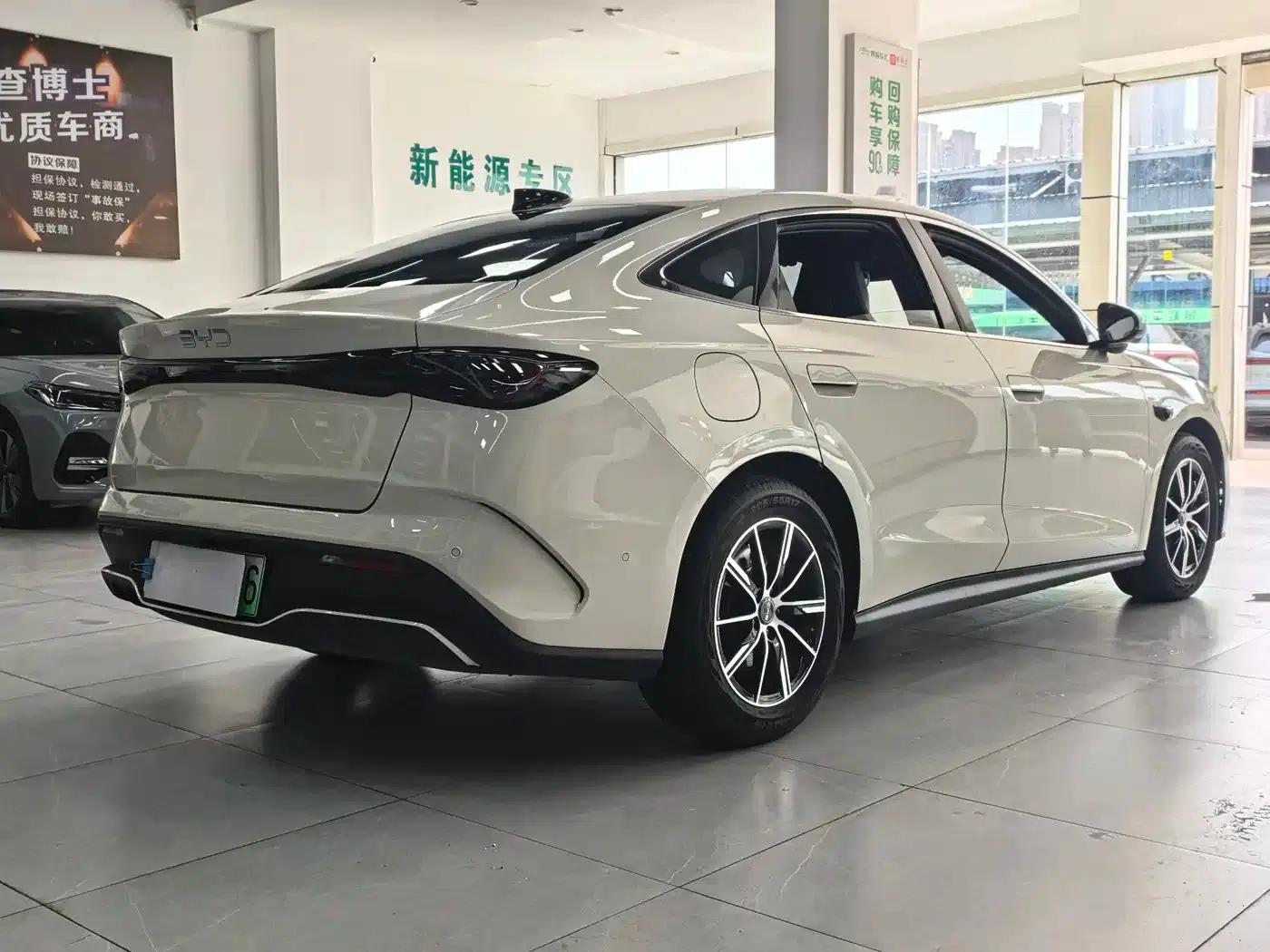 Seal 06 2025 DM-i Intelligent Driving Edition 120KM Premium Model — миниатюра 15