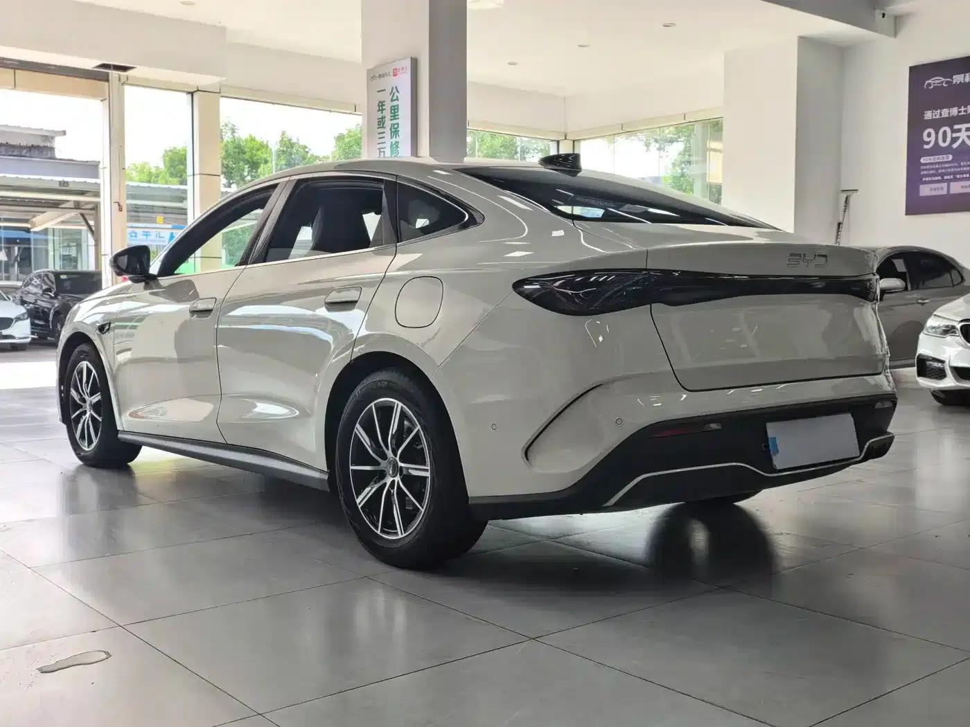 Seal 06 2025 DM-i Intelligent Driving Edition 120KM Premium Model — миниатюра 17