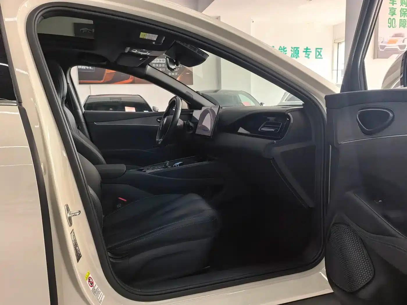 Seal 06 2025 DM-i Intelligent Driving Edition 120KM Premium Model — миниатюра 19