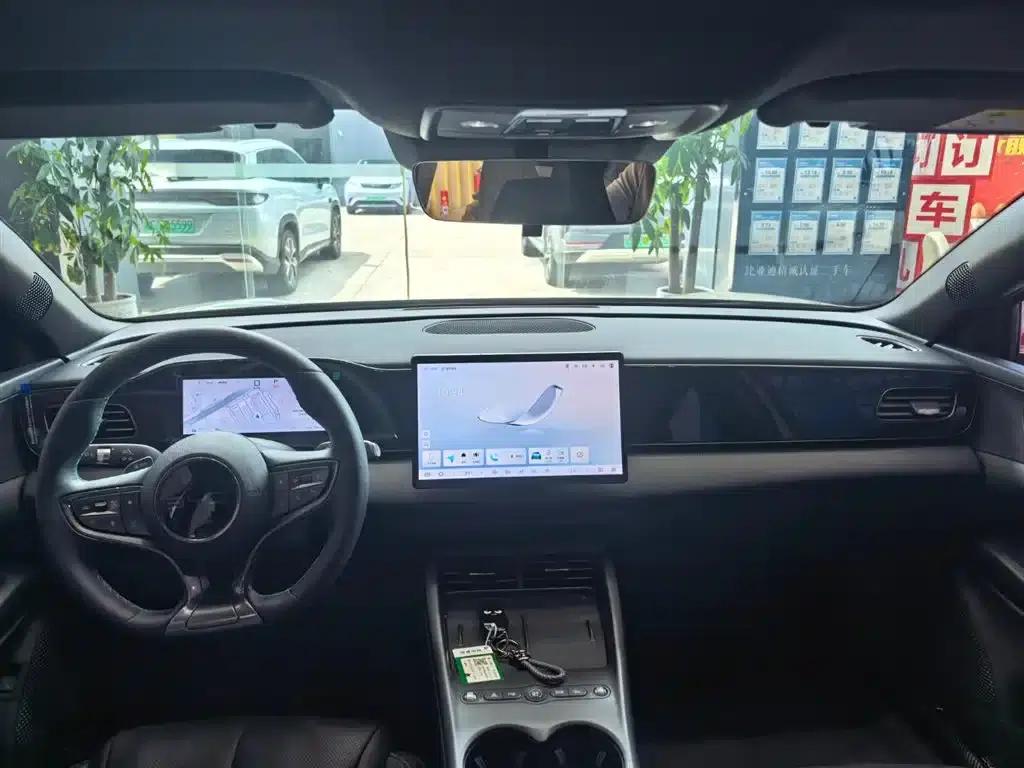 Seal 06 2025 EV 470KM Premium Edition — миниатюра 5