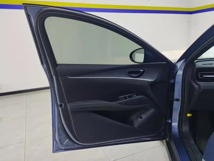 Seal 06 2024 DM-i 80KM Premium — миниатюра 7