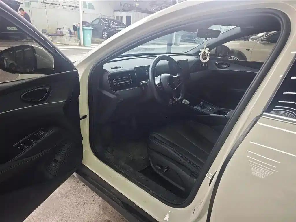 Seal 06 2025 DM-i Intelligent Driving Edition 120KM Deluxe Model — миниатюра 5