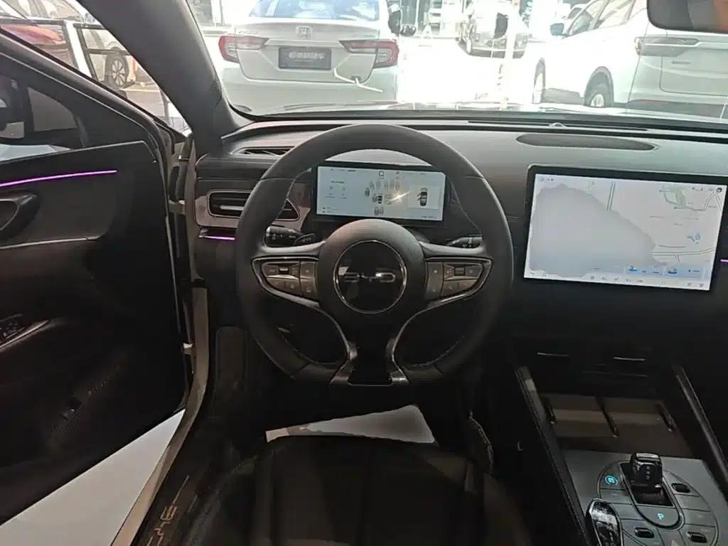 Seal 06 2025 DM-i Intelligent Driving Edition 120KM Deluxe Model — миниатюра 11