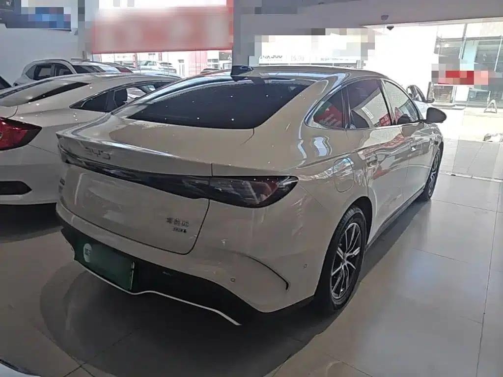 Seal 06 2025 DM-i Intelligent Driving Edition 120KM Deluxe Model — миниатюра 7