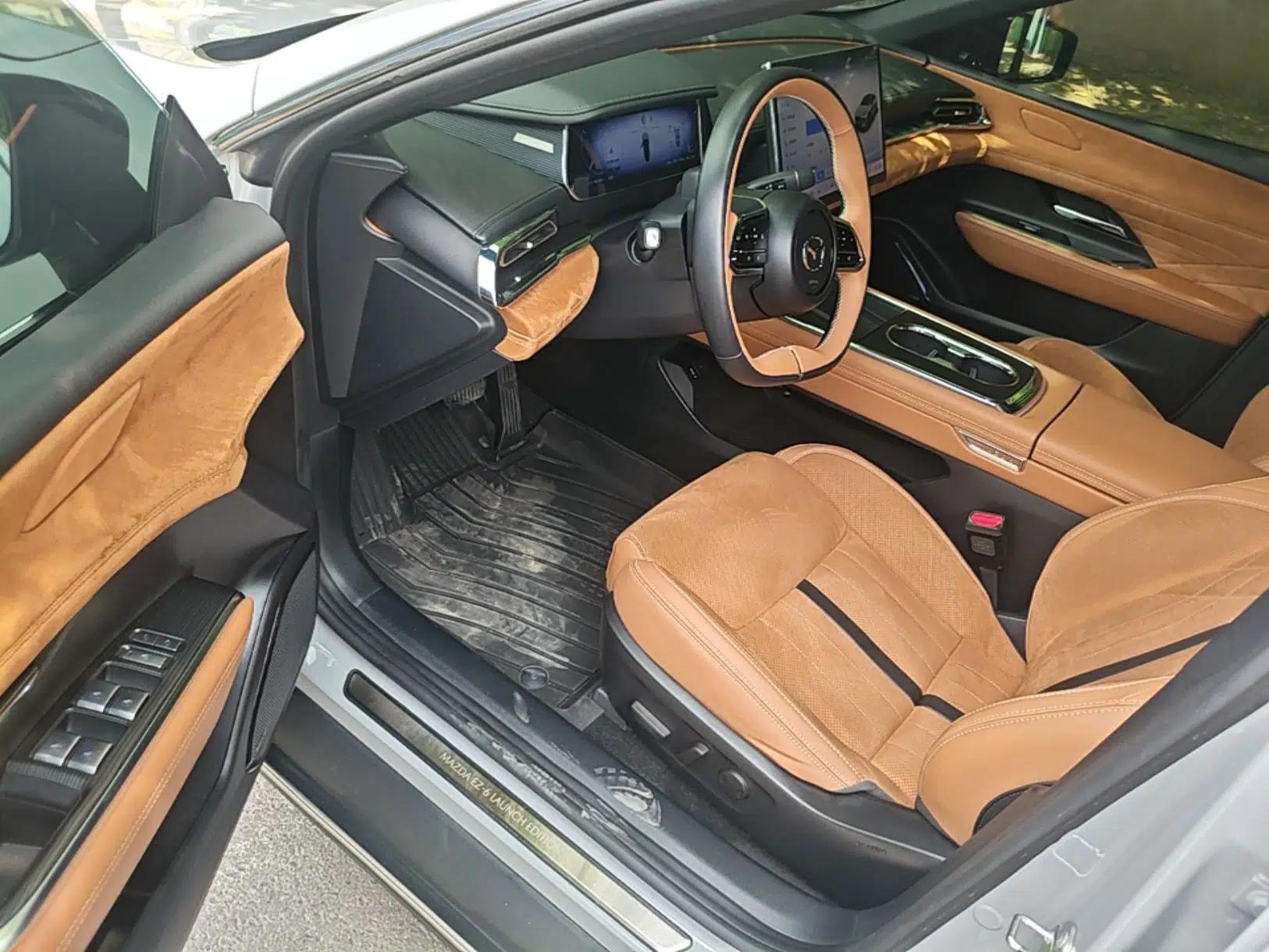 Mazda EZ-6 2024 Range-Extended 200 Luxury Edition — миниатюра 18