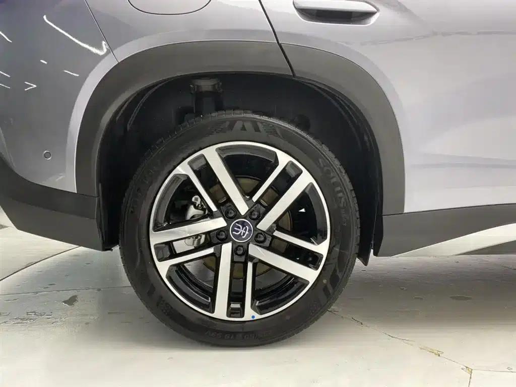 Song L DM-i 2026 Model 130KM Super Edition — миниатюра 11
