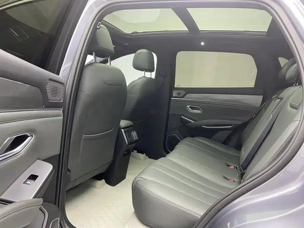Song L DM-i 2026 Model 130KM Super Edition — миниатюра 19