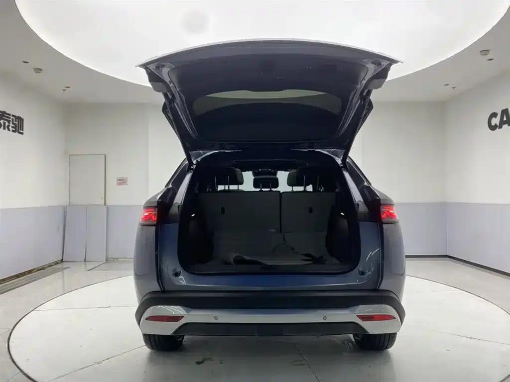 Song L DM-i 2026 Model 130KM Super Edition — миниатюра 30