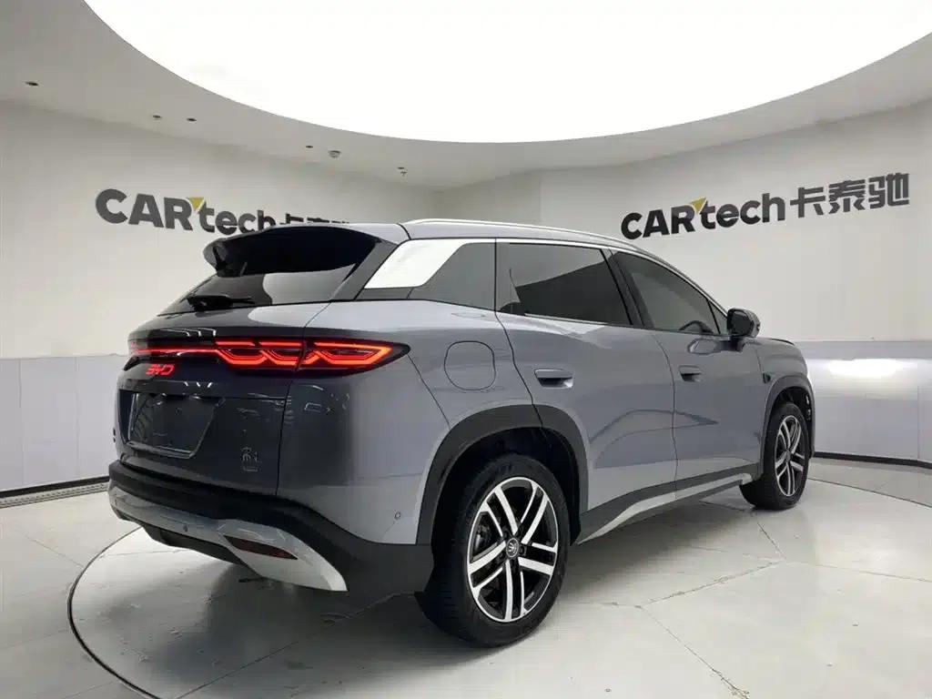 Song L DM-i 2026 Model 130KM Super Edition — миниатюра 5