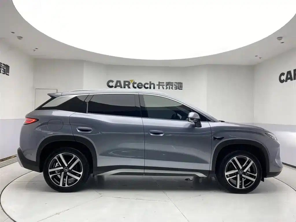 Song L DM-i 2026 Model 130KM Super Edition — миниатюра 6