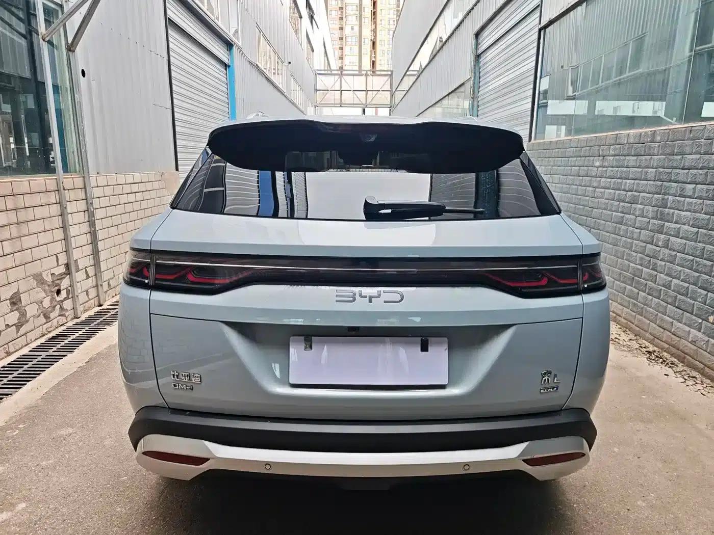 Song L DM-i 2025 Smart Driving Edition 112km Leading Model — миниатюра 5