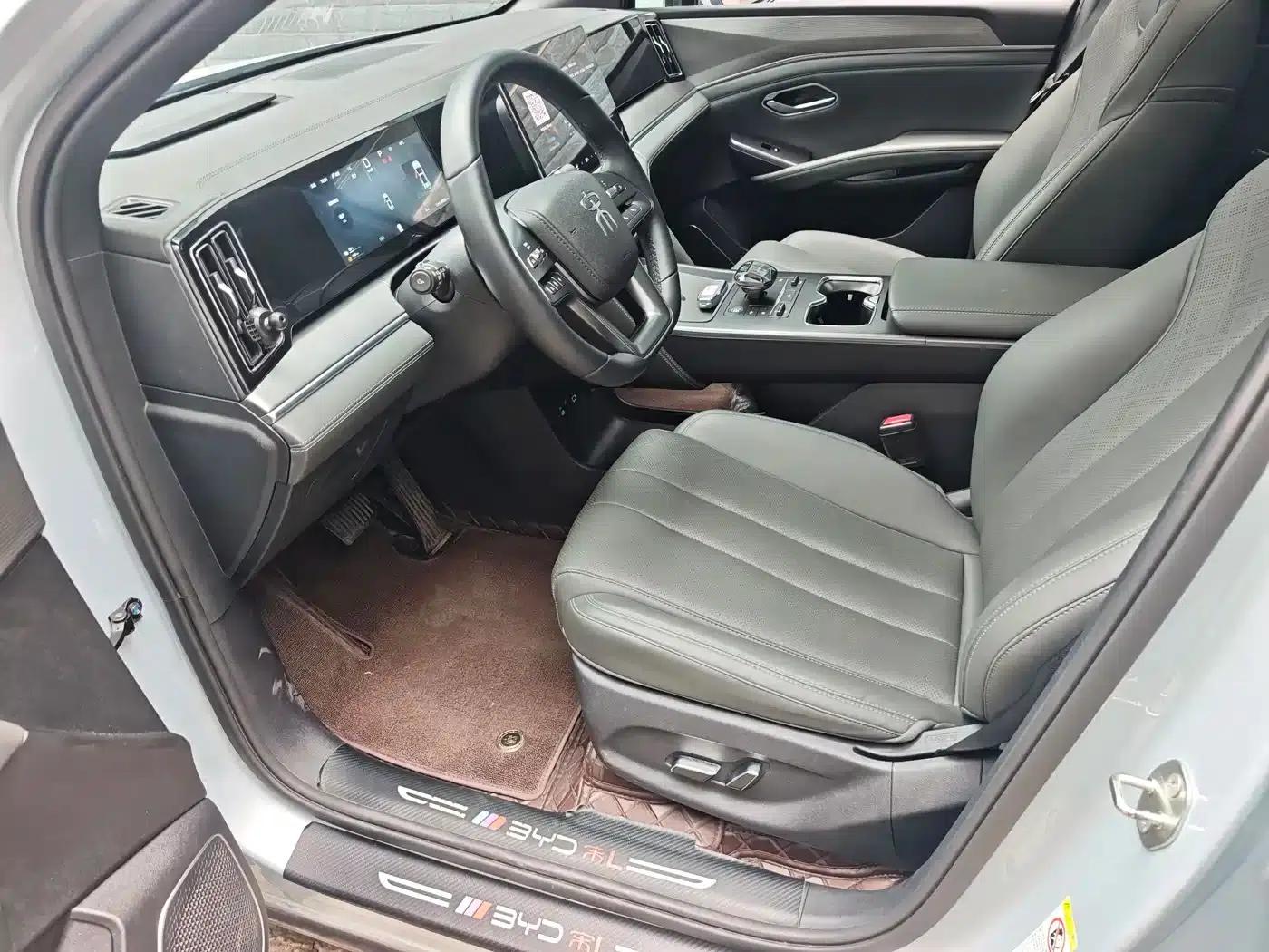 Song L DM-i 2025 Smart Driving Edition 112km Leading Model — миниатюра 10