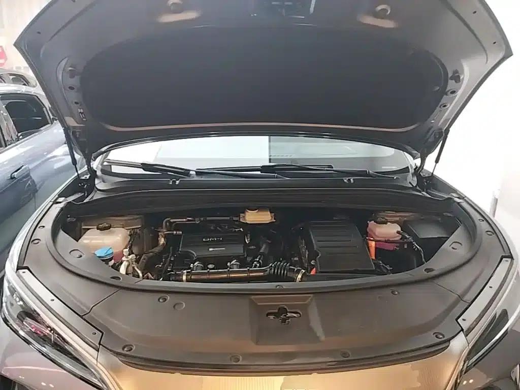 Song L DM-i 2025 Smart Driving Edition 160km/h Superior Model — миниатюра 20