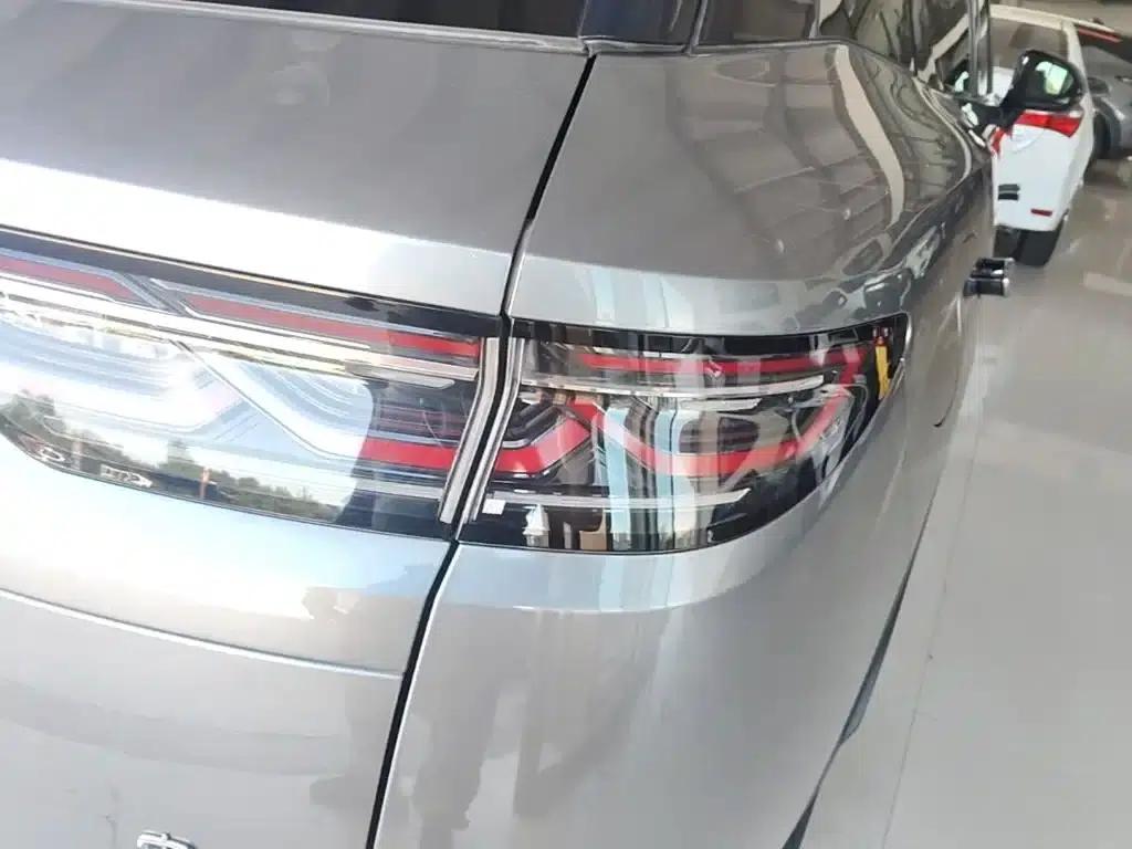 Song L DM-i 2024 Model 112km Leading Edition — миниатюра 8