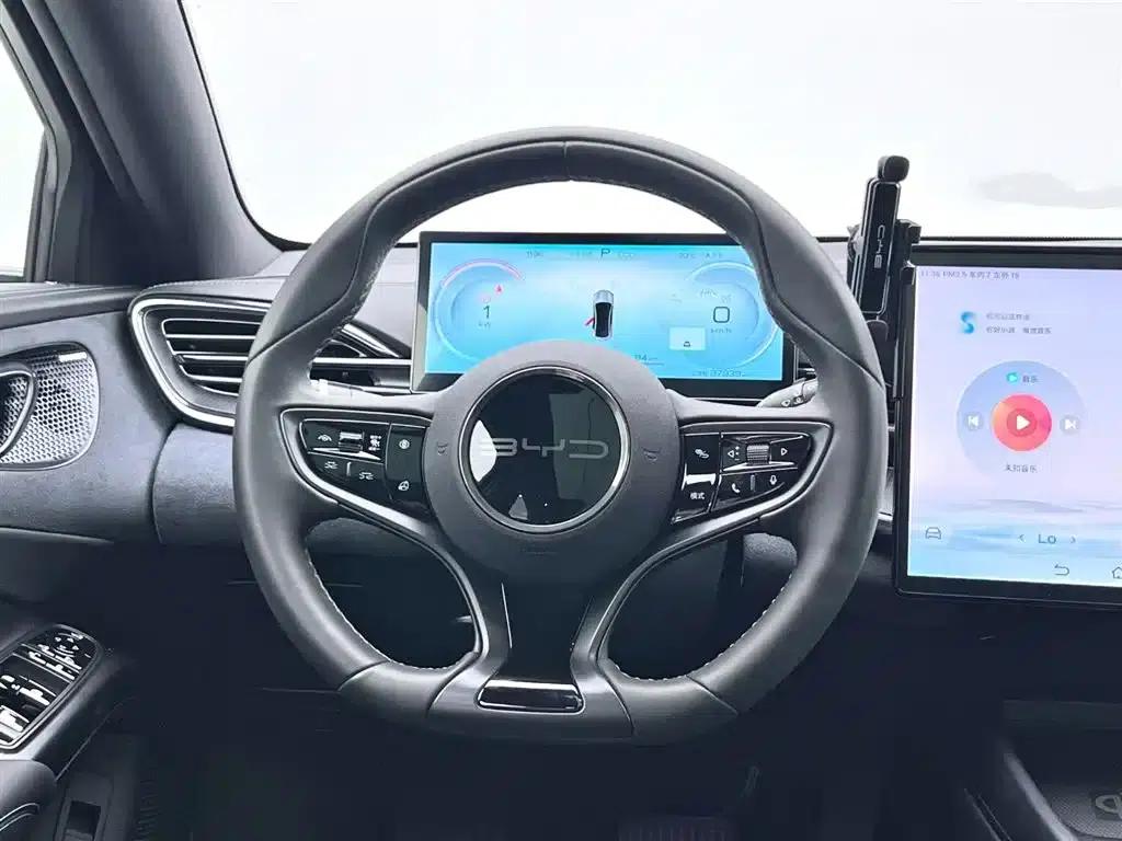 Seal 2024 Glory Edition 550km Premium — миниатюра 13