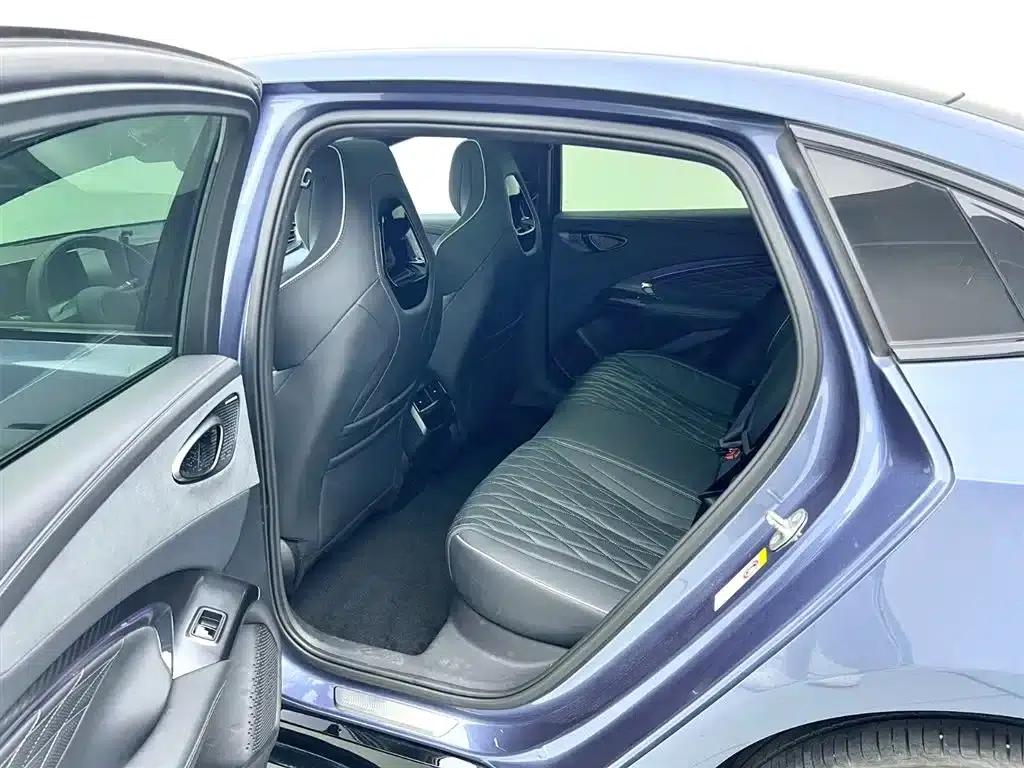 Seal 2024 Glory Edition 550km Premium — миниатюра 7