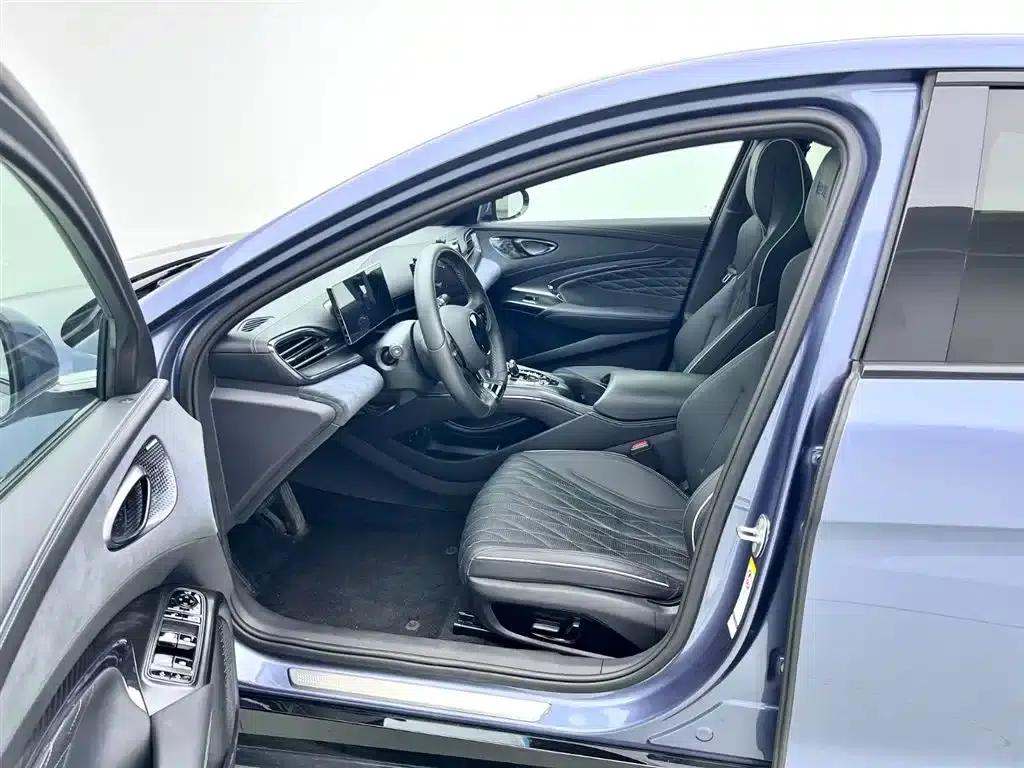 Seal 2024 Glory Edition 550km Premium — миниатюра 9