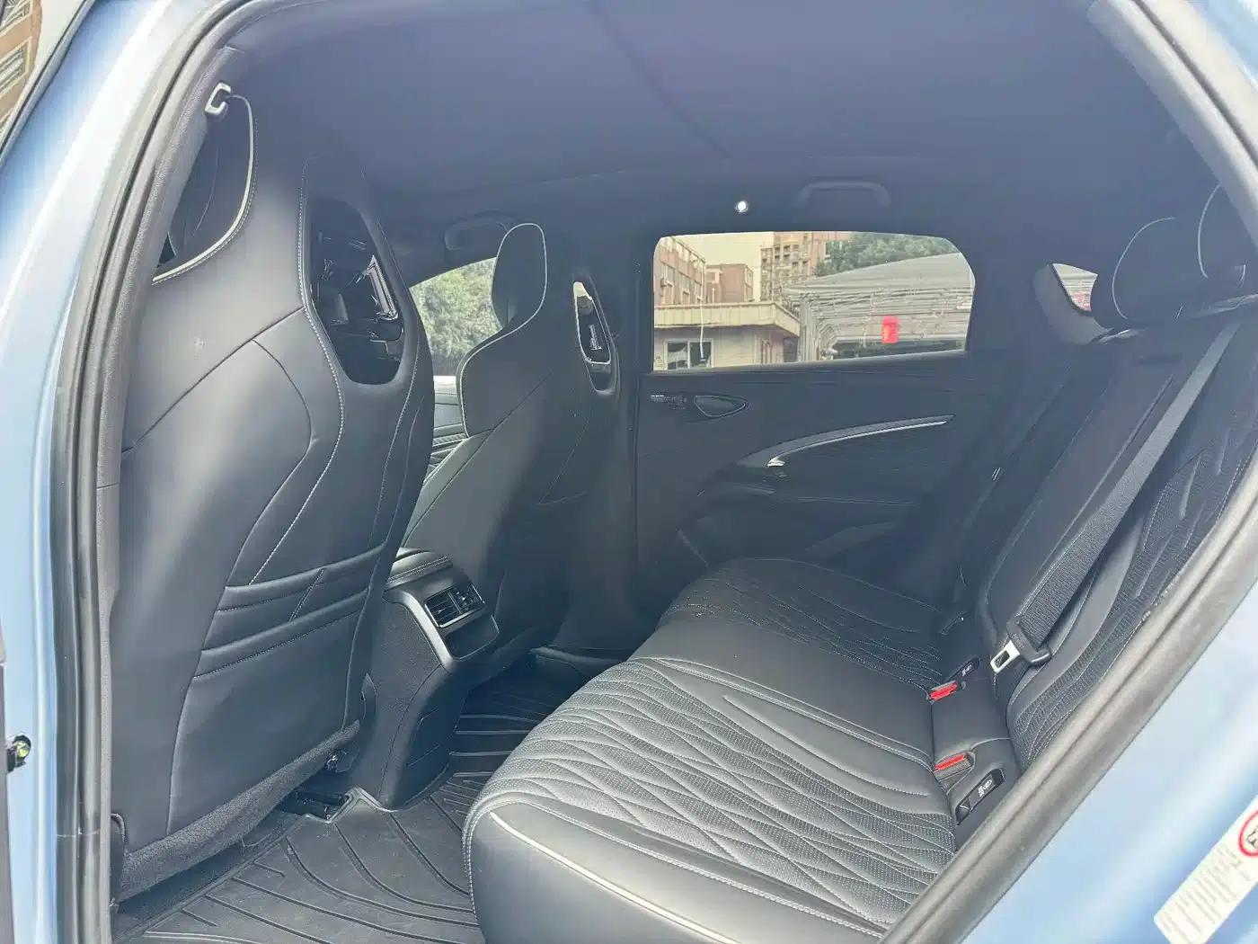 Seal 2022 700km Long Range Rear-Wheel Drive Version — миниатюра 18