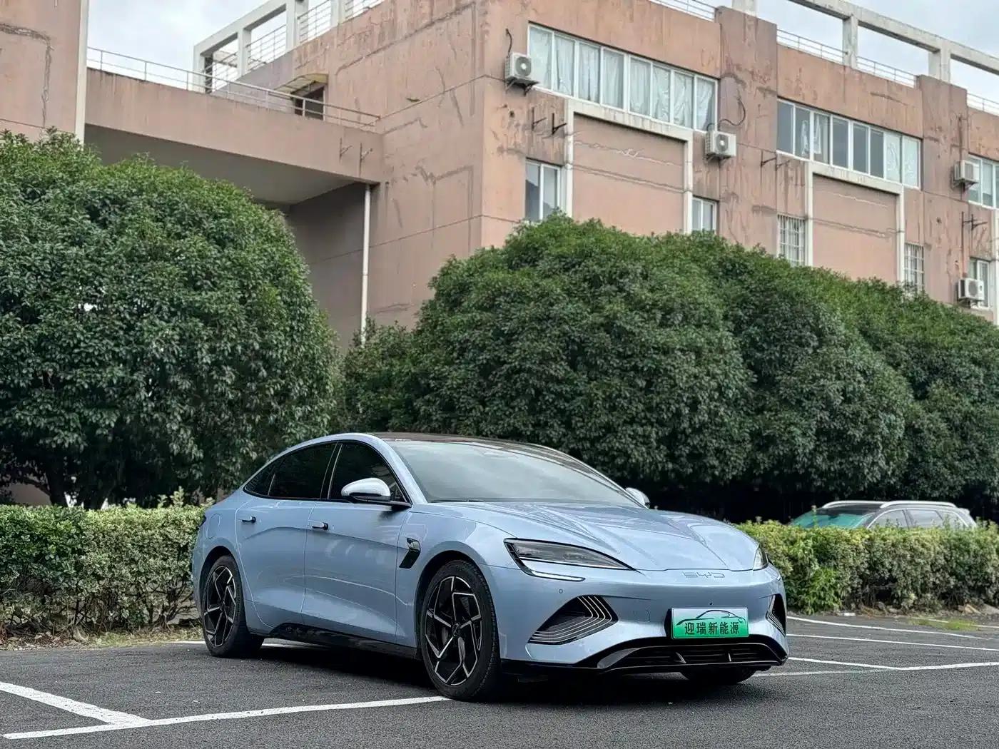 Seal 2022 700km Long Range Rear-Wheel Drive Version — миниатюра 3