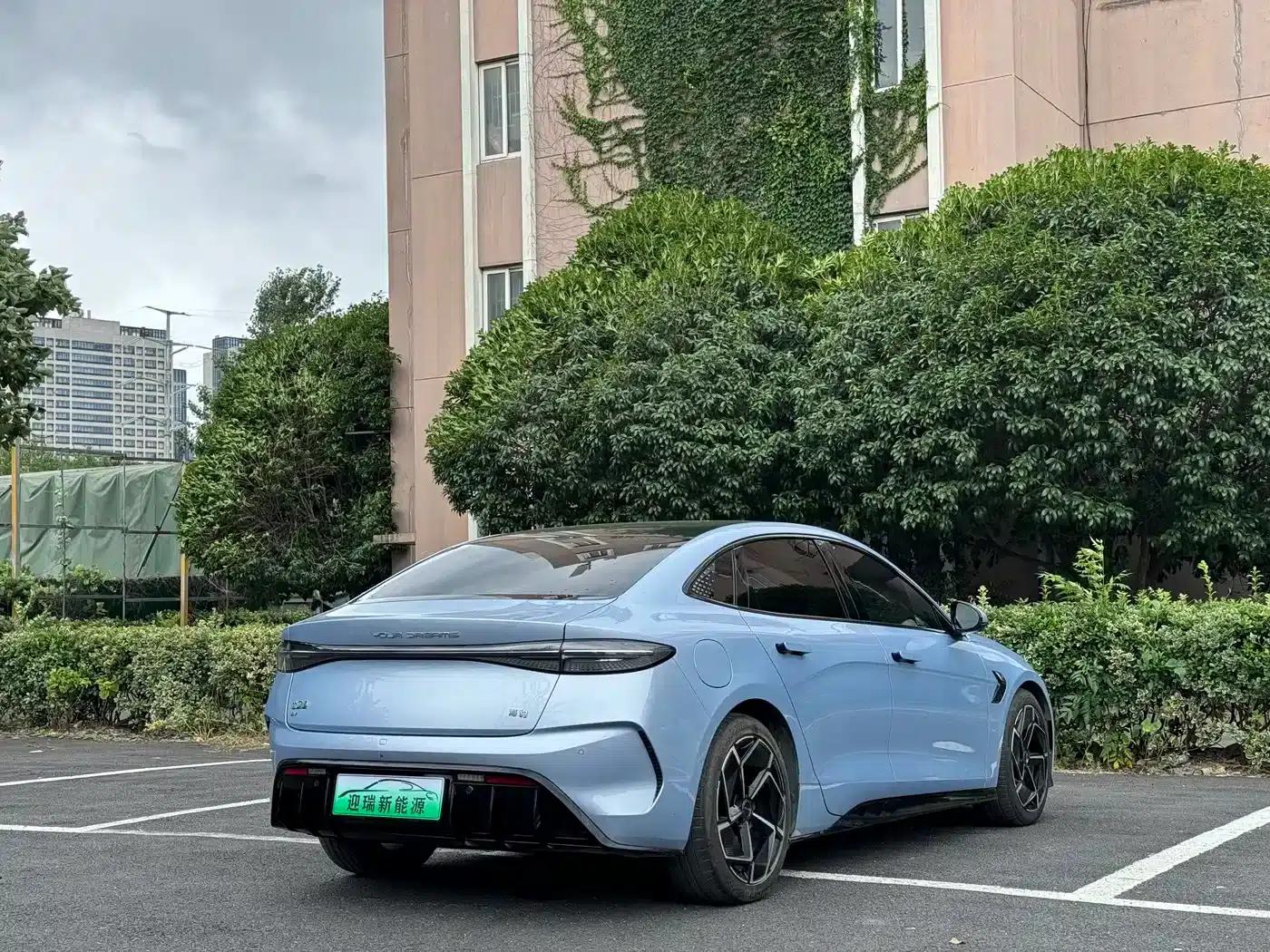 Seal 2022 700km Long Range Rear-Wheel Drive Version — миниатюра 9