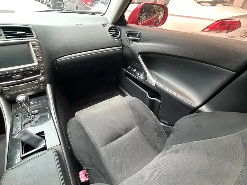 Lexus IS 2011 250 Sport Edition — миниатюра 14