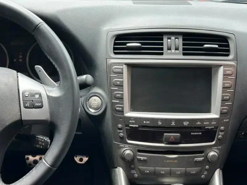 Lexus IS 2011 250 Sport Edition — миниатюра 15