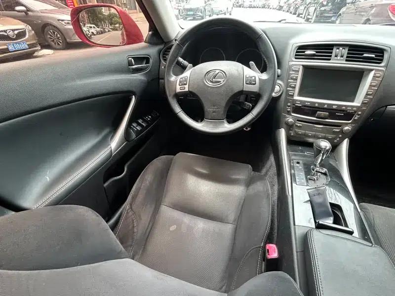 Lexus IS 2011 250 Sport Edition — миниатюра 26