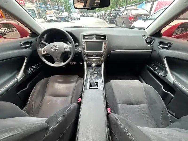 Lexus IS 2011 250 Sport Edition — миниатюра 28