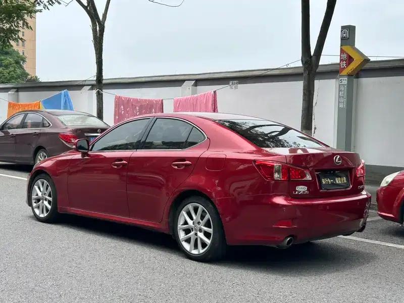 Lexus IS 2011 250 Sport Edition — миниатюра 5