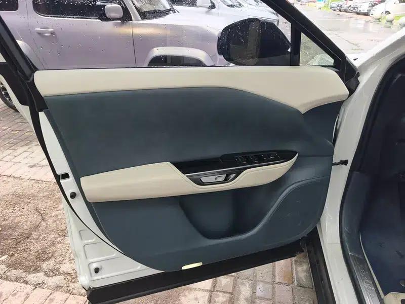 Lexus RZ 2023 450e DIRECT4 Luxury Edition — миниатюра 16