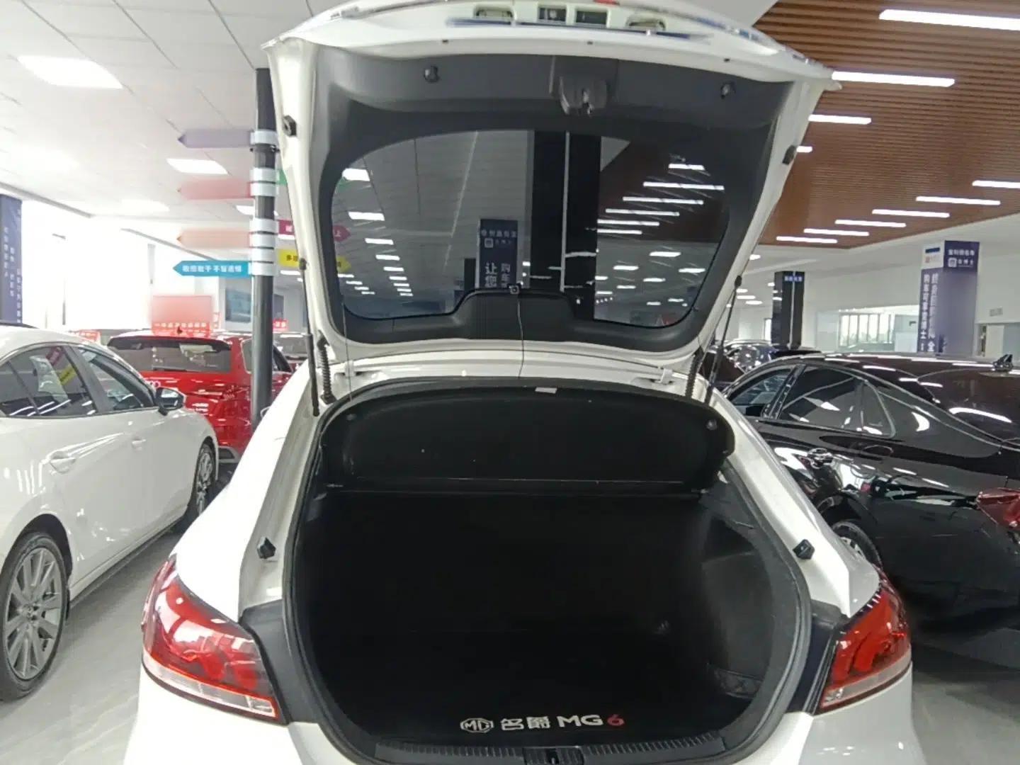 MG 6 2019 20T Automatic Sport Edition — миниатюра 22