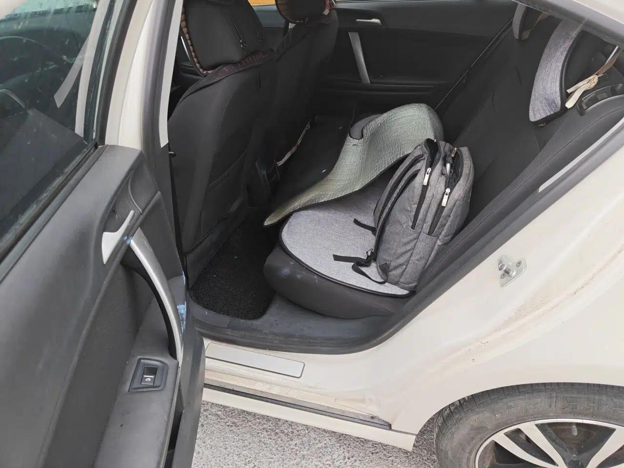 MG 6 2013 Hatchback 1.8L Automatic Drive Value Edition — миниатюра 17