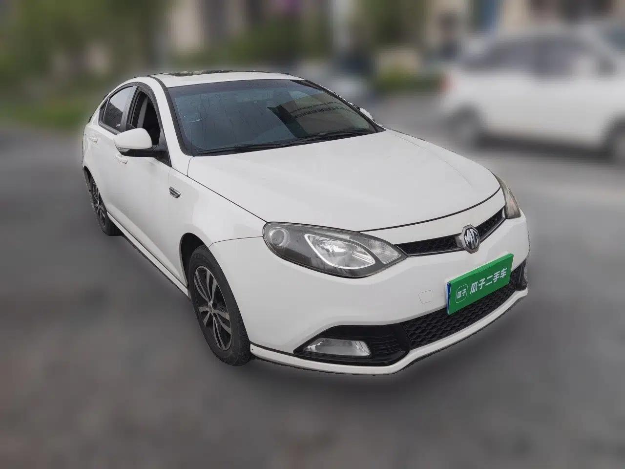 MG 6 2013 Hatchback 1.8L Automatic Drive Value Edition — миниатюра 3