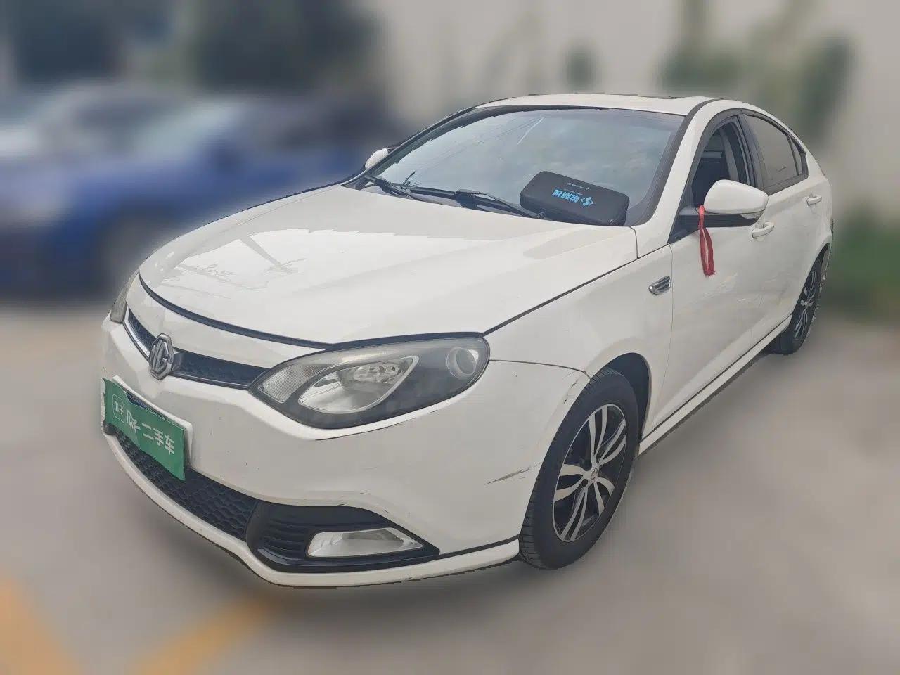 MG 6 2013 Hatchback 1.8L Automatic Drive Value Edition — миниатюра 1