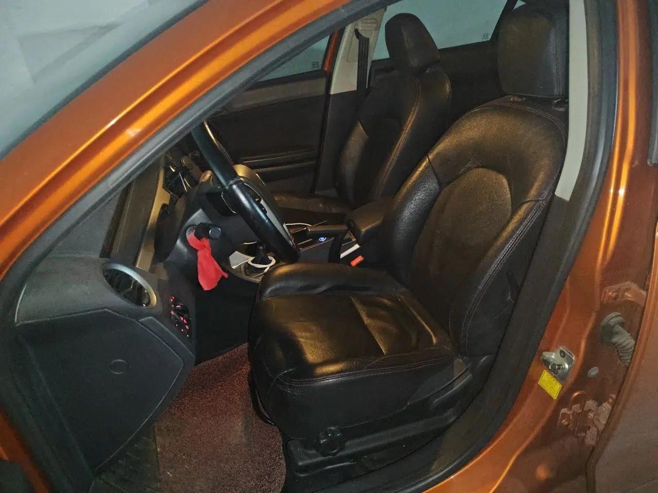 MG 6 2013 Hatchback 1.8T Manual GT Value Edition — миниатюра 15