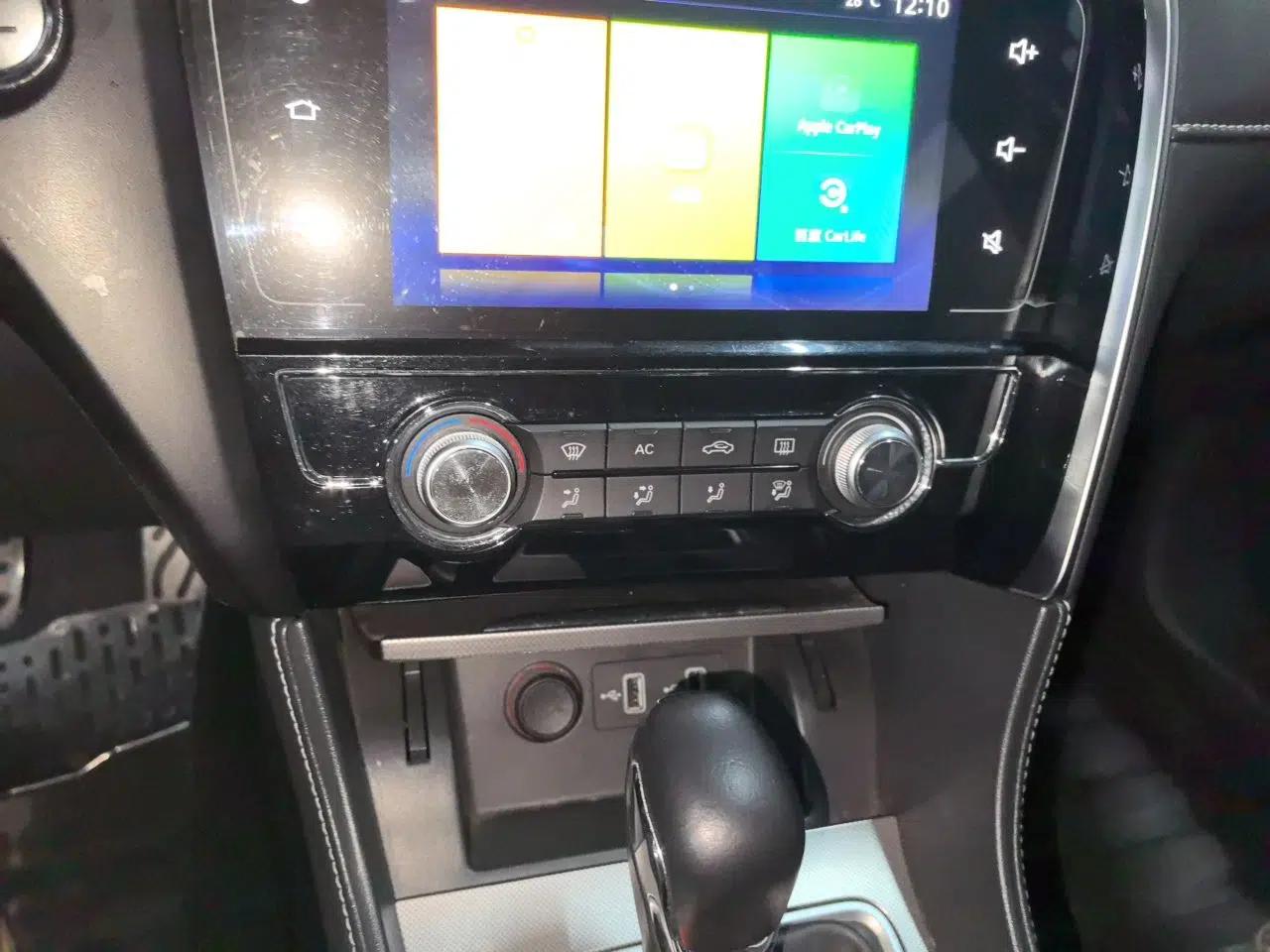 MG 6 2017 20T Automatic Luxury Smart Connect Version China V Standard — миниатюра 13