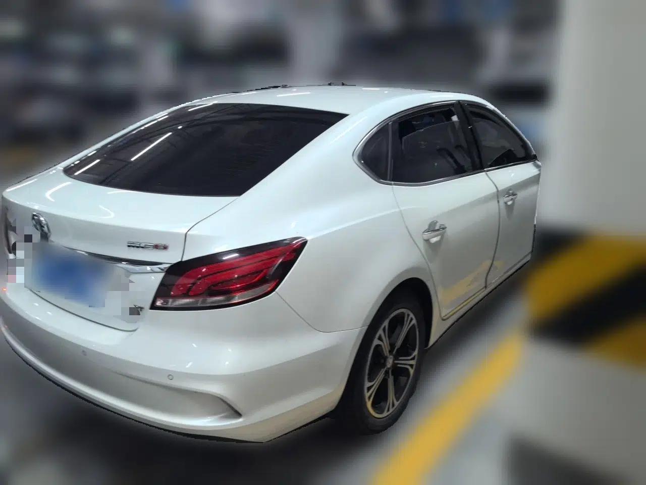 MG 6 2017 20T Automatic Luxury Smart Connect Version China V Standard — миниатюра 6