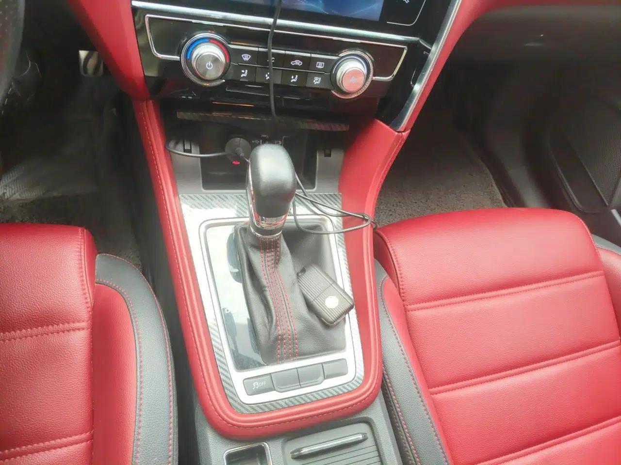 MG 6 2019 20T Automatic Trophy 10th Anniversary Edition — миниатюра 14