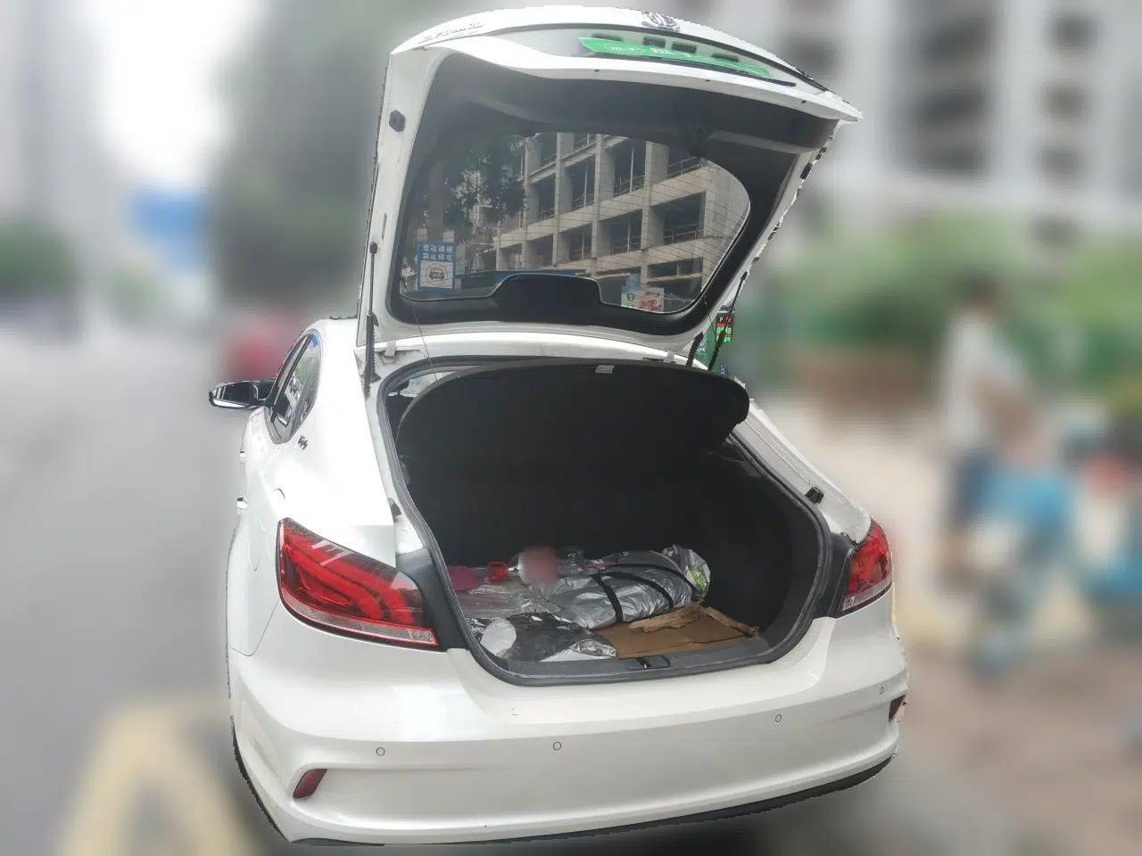 MG 6 2019 20T Automatic Trophy 10th Anniversary Edition — миниатюра 19