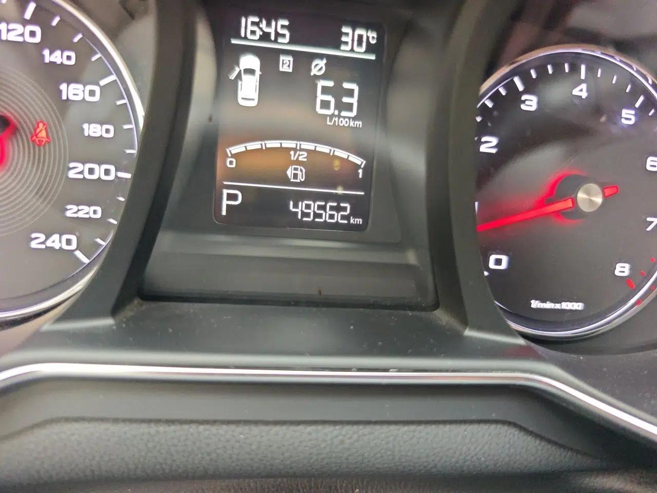 MG 6 2017 20T Automatic Elite Smart Connect Version China V Standard — миниатюра 12
